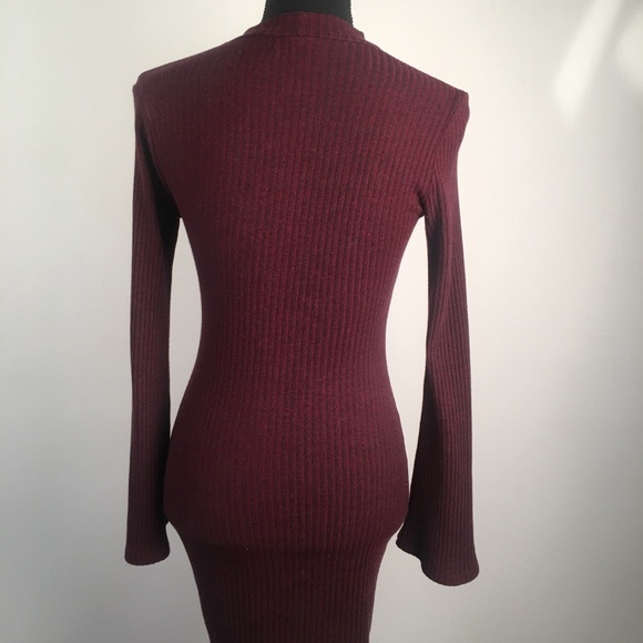 Burgandy dress - Picture 4 of 4